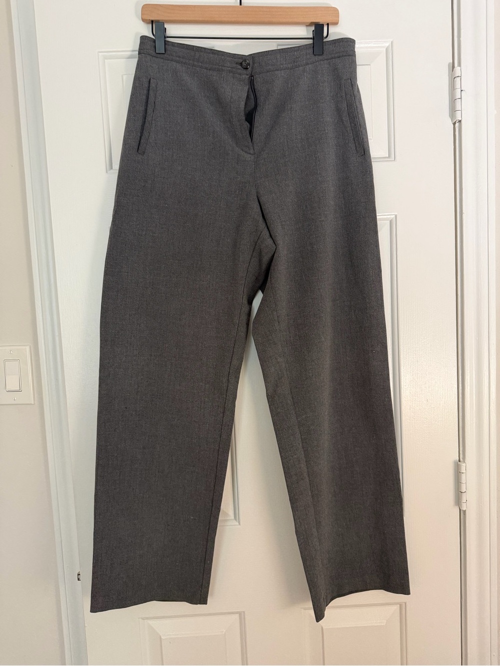 Briggs New York Charcoal Straight-Leg Dress Pants